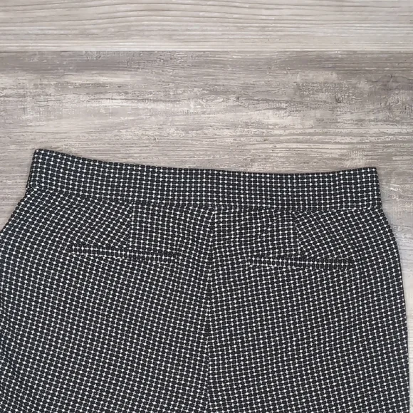 Rafaella Black and White Patterned Dress Pants - Picture 4 of 5
